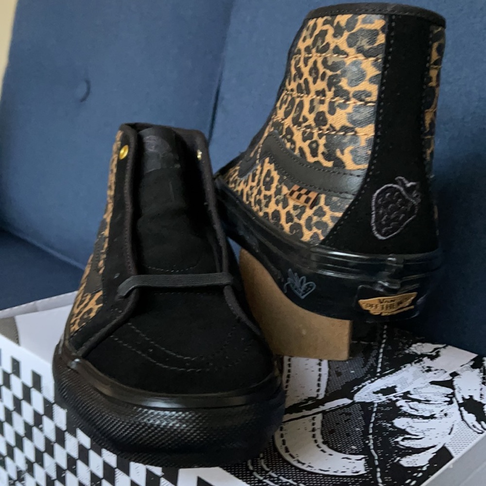 Vans Skate Sk8-Hi Deco Cher Strauberry Cheetah MENS - Picture 12 of 16